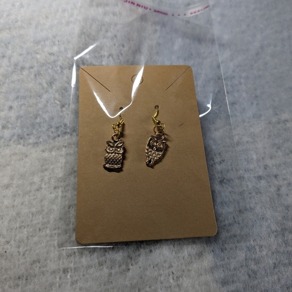 Handcrafted Owl Earrings. 1 Pair. New. - Picture 6 of 9